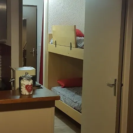 アパート Spacieux 4 Personnes Avec Terrasse Au Pied Des Pistes - Fr-1-804-8 *