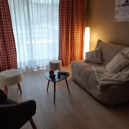 Spacieux 4 Personnes Avec Terrasse Au Pied Des Pistes - Fr-1-804-8 * Enchastrayes